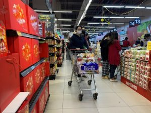 Có nên thuê bảo vệ siêu thị? Vai trò, nhiệm vụ của bảo vệ siêu thị